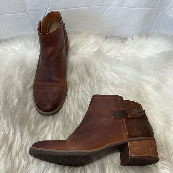 Korks By Kirk Ease Sonya Tan Distressed Side Zip Booties Sz 10 - Picture 1 of 6